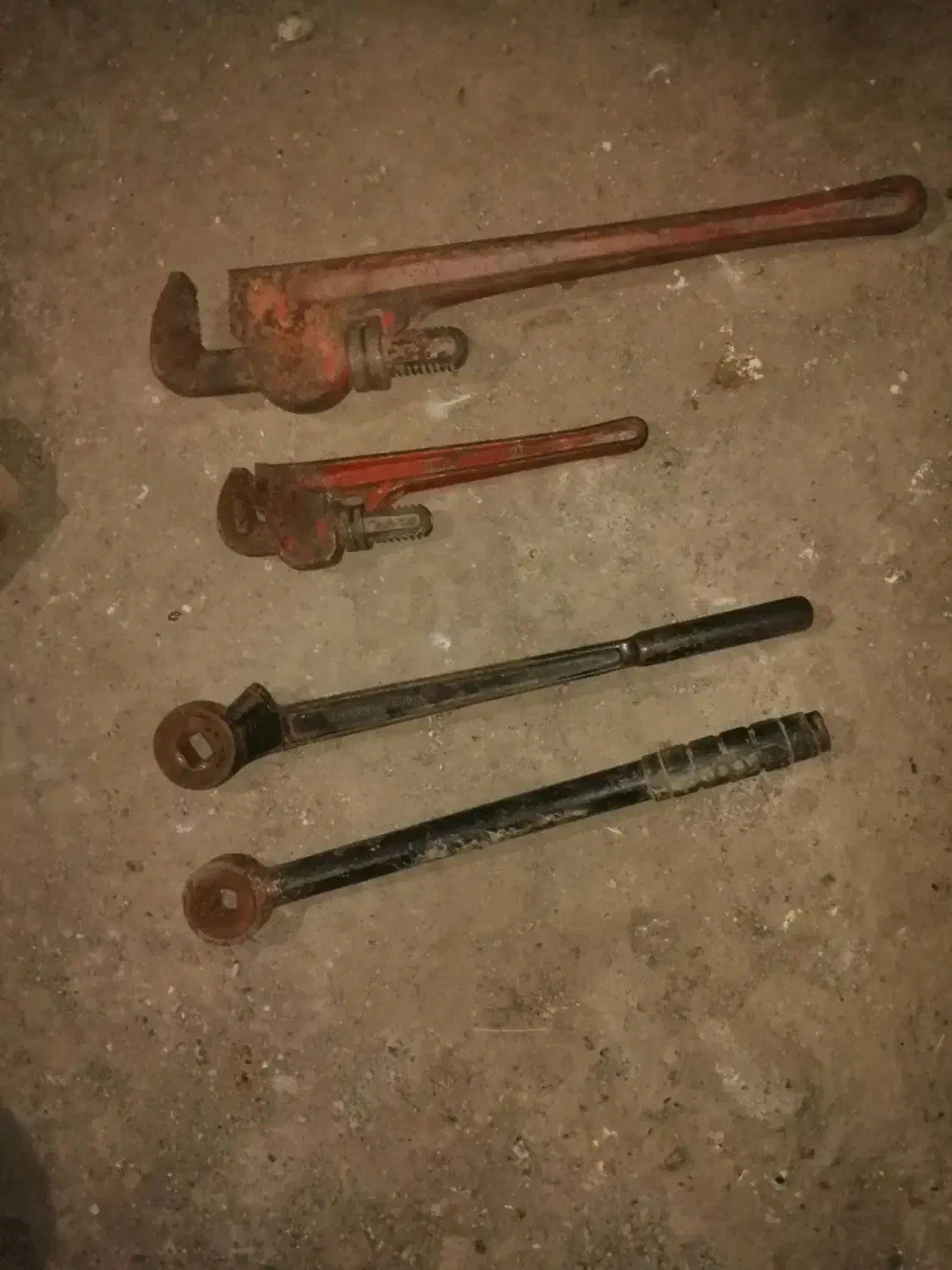 اچار|ابزارآلات|مشهد, شیرحصار|دیوار