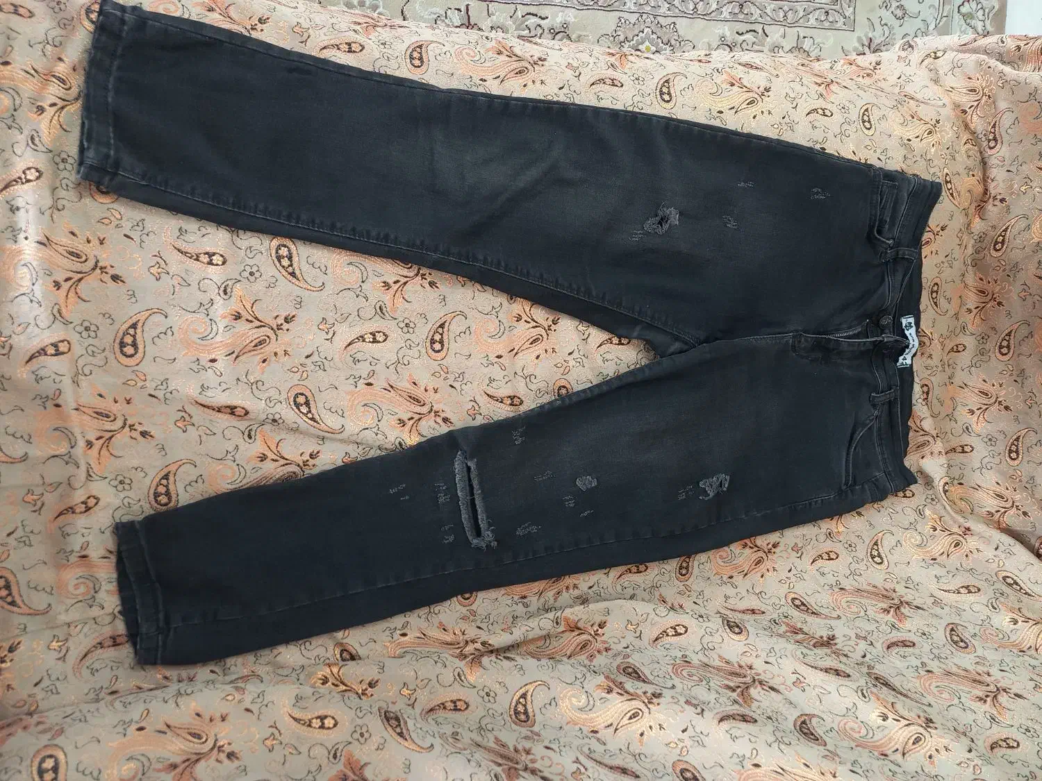 شلوار لی مشکی زاپ دار زنانه سایز ۳۸ تا ۴۰|لباس|کرج, گلشهر|دیوار