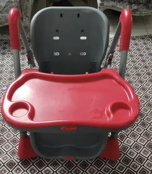 صندلی غذاخوری کودک کاپیلا|تخت و صندلی بچه|اسلام‌شهر, شهرک مفیدی|دیوار