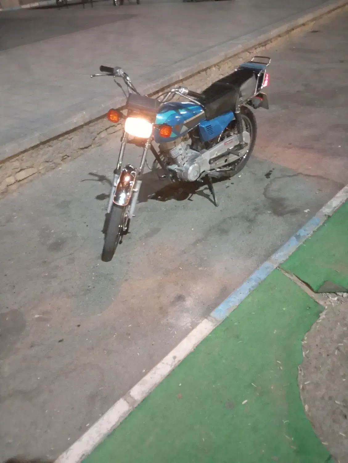 فروش فوری زیر قیمت بازار|موتورسیکلت|کاشان, گبرها|دیوار