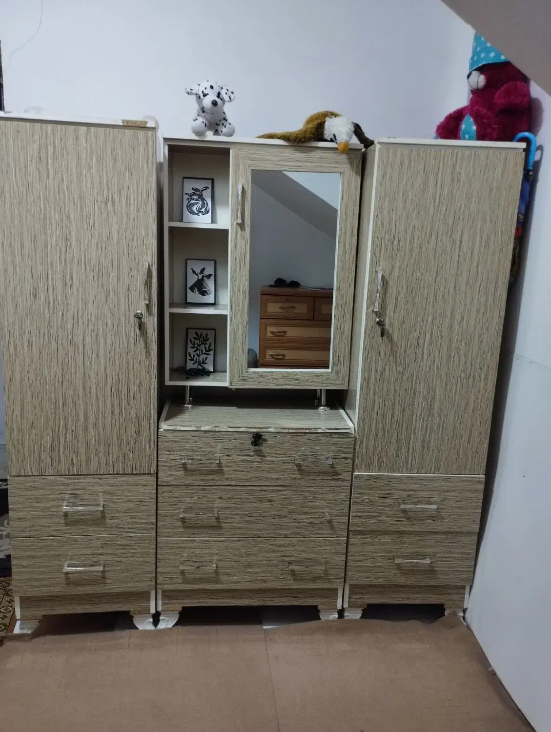 کمد سه طیکه لباس|جاکفشی، کمد، دراور|مهاباد (آذربایجان غربی), |دیوار