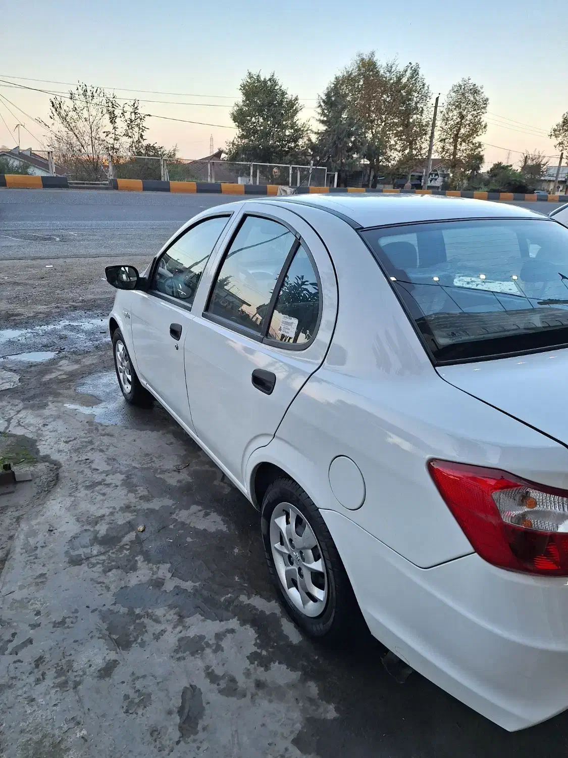 ساینا 1402s|خودرو سواری و وانت|لاهیجان, لیالستان|دیوار