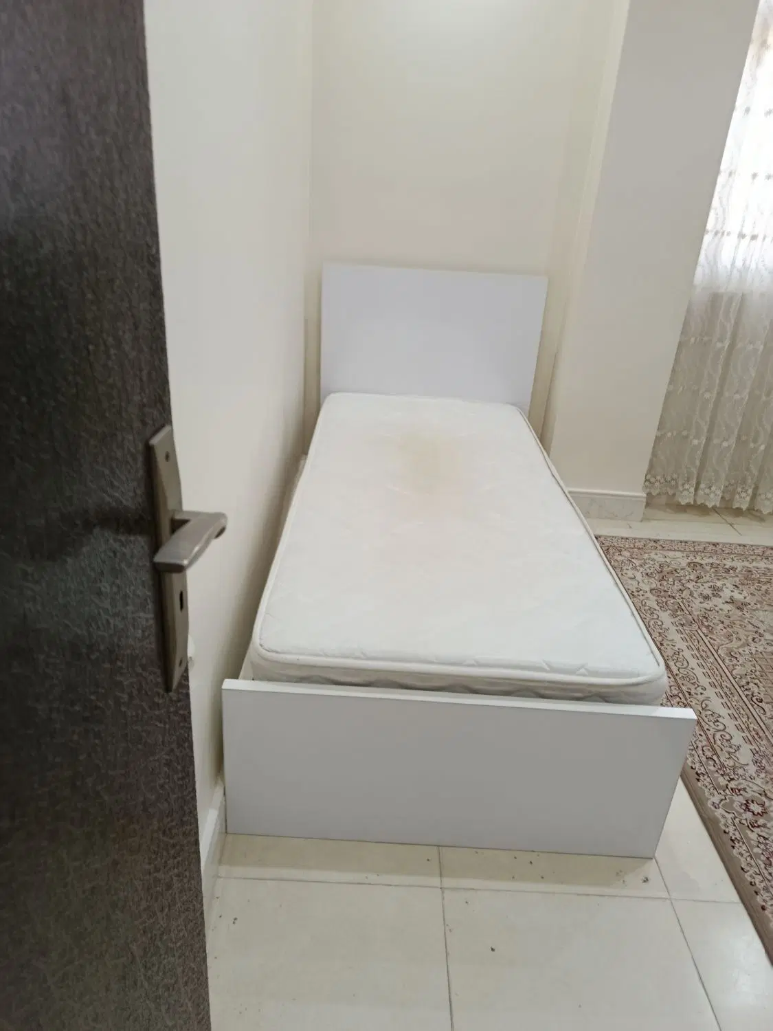 تخت|تخت و سرویس خواب|اهواز, کوی جانبازان(دانش)|دیوار