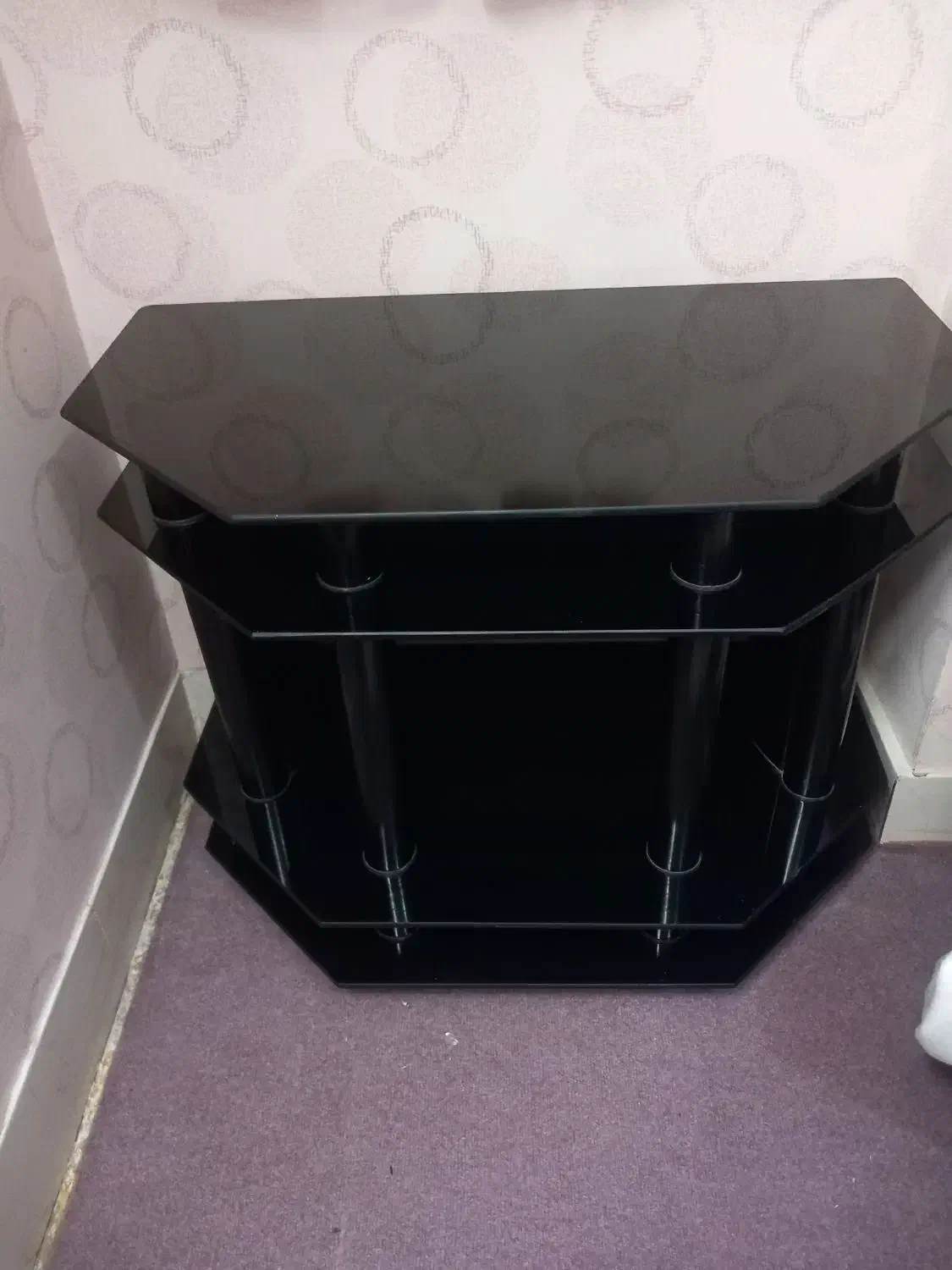 میز شیشه ای مشکی وآب آژر|میز تلویزیون|شاهینشهر, طالقانی|دیوار