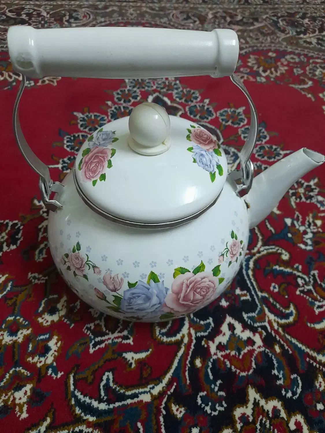 کتری آب جوش تمیز درحدنو دراصفهان خیابان جی|قوری، کتری، قهوهساز دستی|اصفهان, ارداجی|دیوار