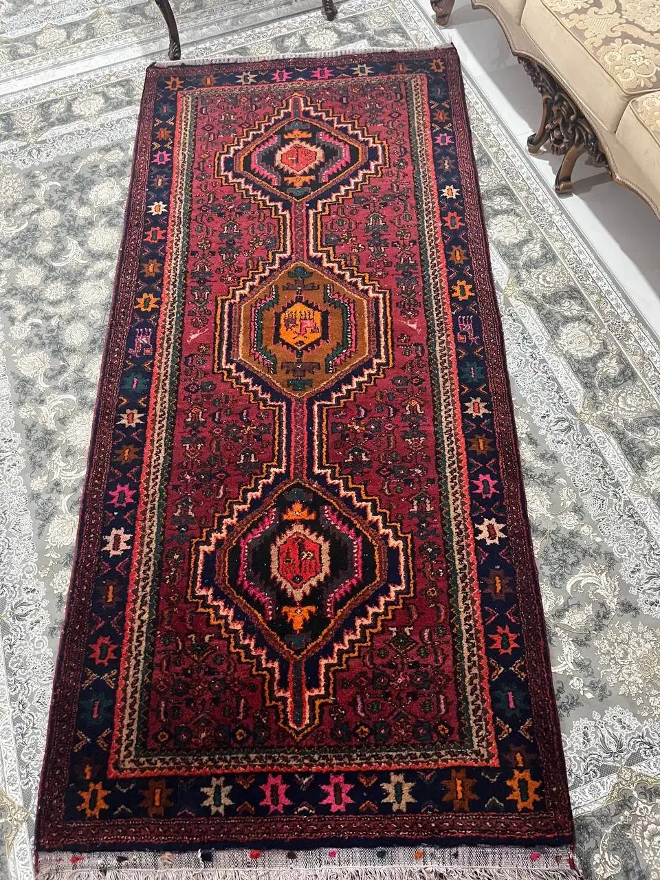 فرش دستباف و روی کرسی|فرش|زنجان, |دیوار