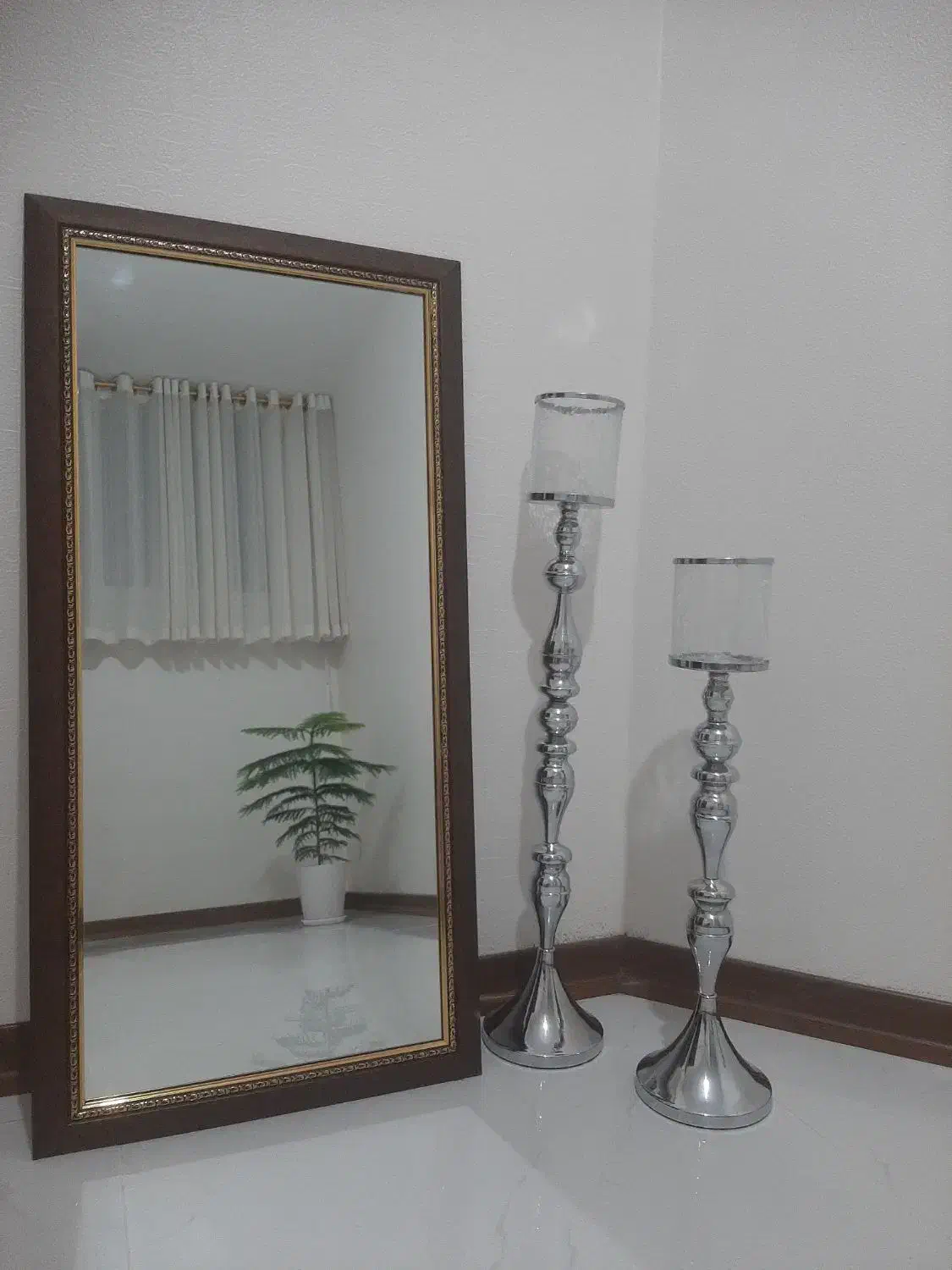 آینه قدی نوستالژی به ابعاد۵۶در۱۱۱|آینه|شاهینشهر, خانه کارگر|دیوار