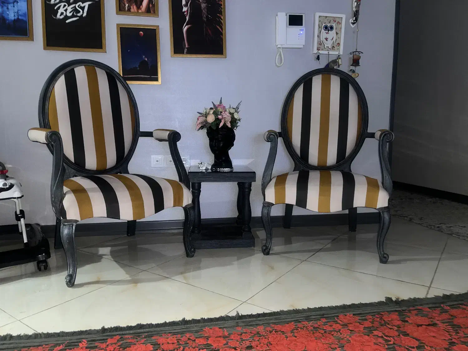 فروش لوازم منزل به دلیل مهاجرت|مبلمان خانگی و میز عسلی|کرج, شهرک احمدیه‎|دیوار