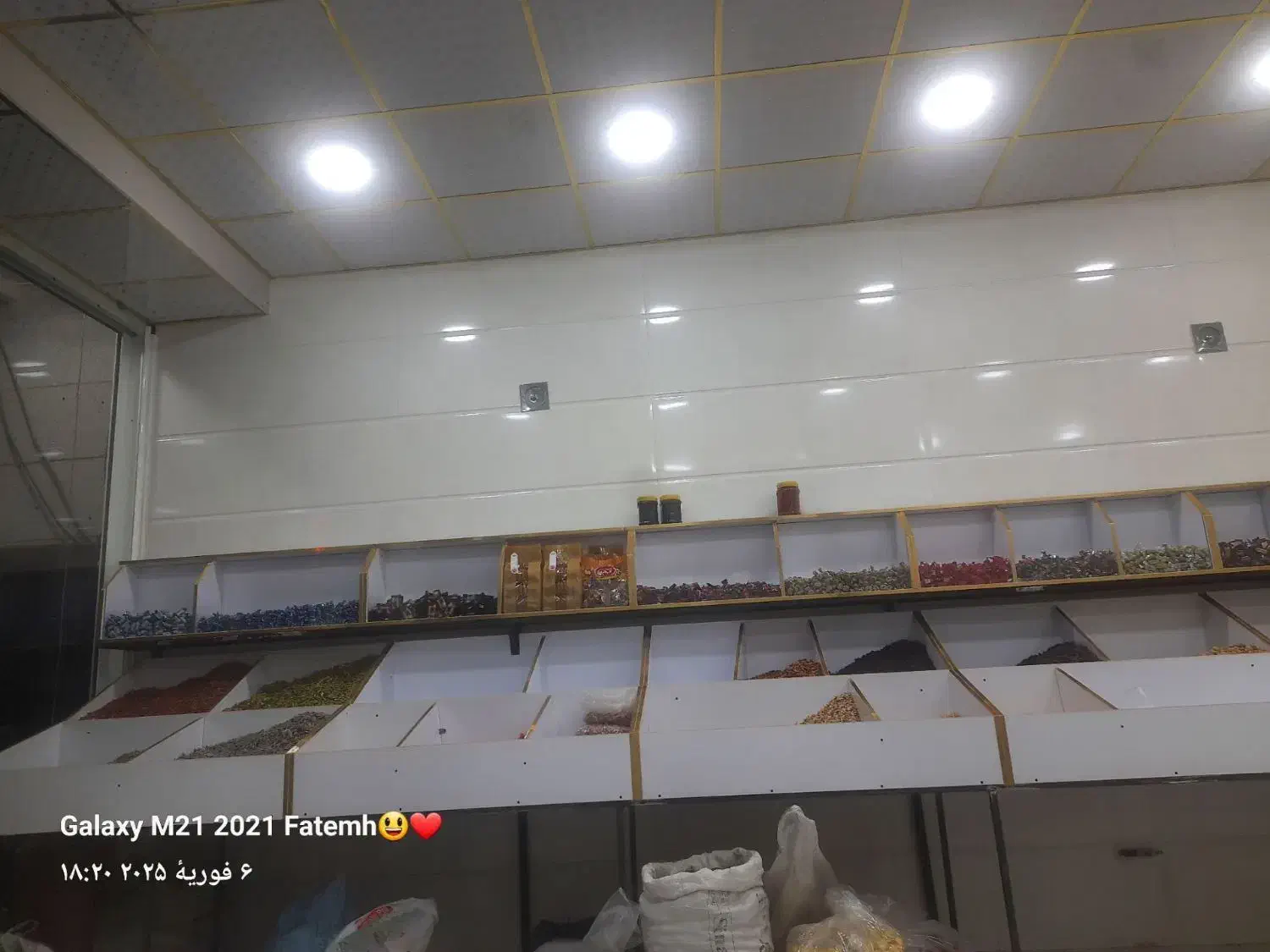 واگذاری مغازه|اجارهٔ مغازه و غرفه|قم, وادی السلام|دیوار