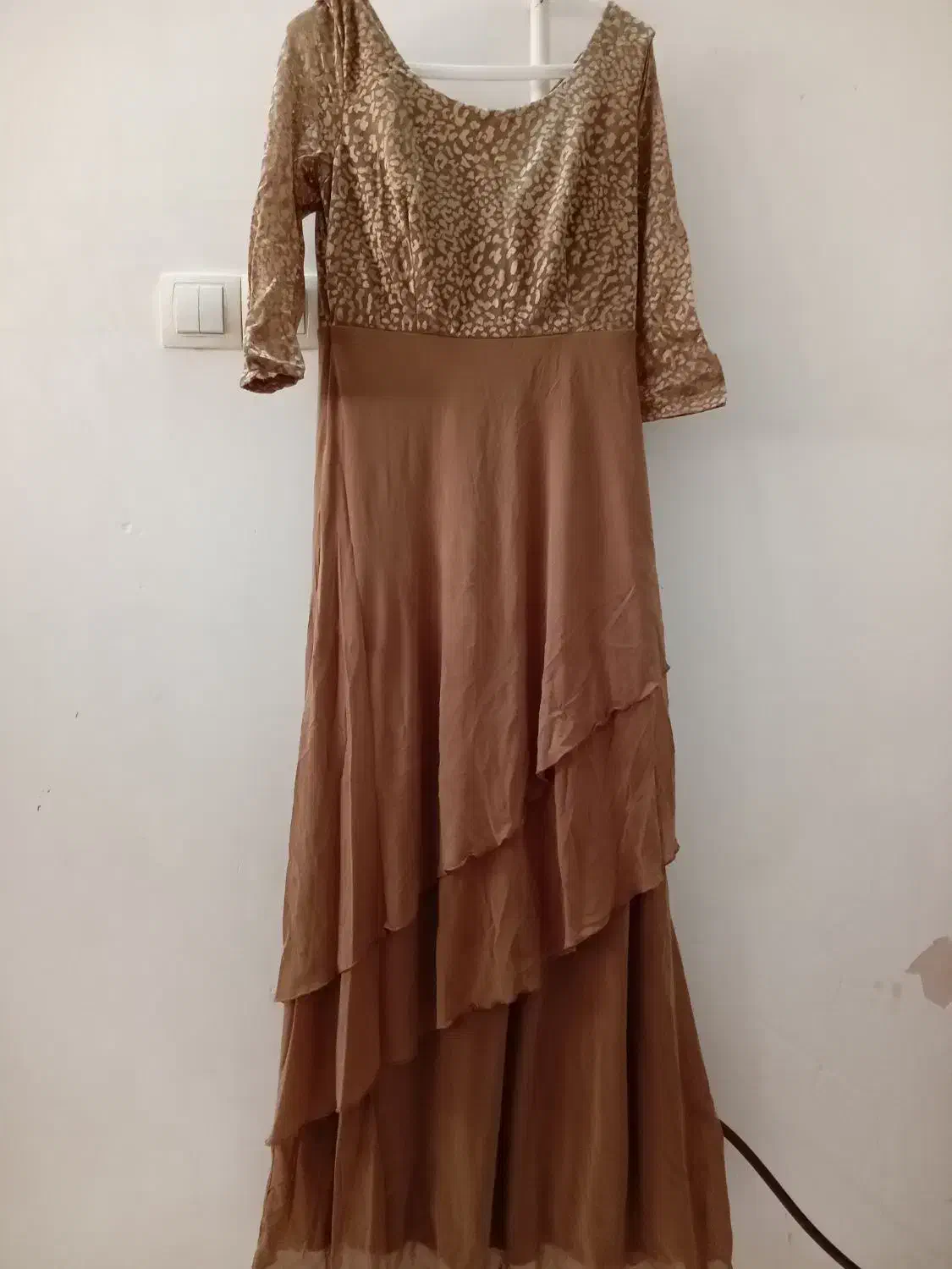 لباس مجلسی|لباس|خمین, |دیوار