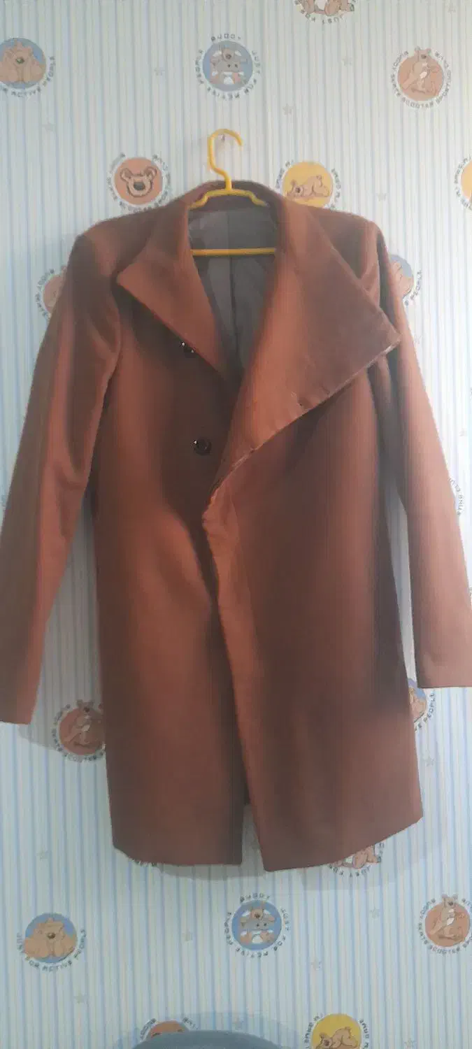 پالتو رسپینا یقه ایتالیایی رنگ شتری|لباس|شاهین‌شهر, شهرک میلاد|دیوار