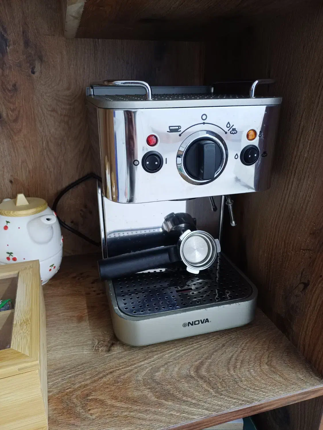 قهوه ساز|سماور، چای‌ساز، قهوه‌ساز|دوگنبدان, |دیوار