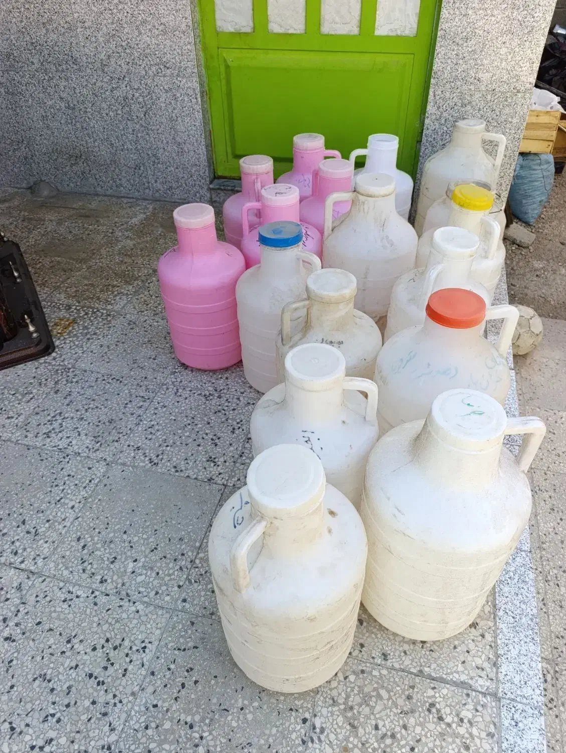 دبه با کیفیت|ظروف نگهدارنده، پلاستیکی، یکبارمصرف|چرام, |دیوار