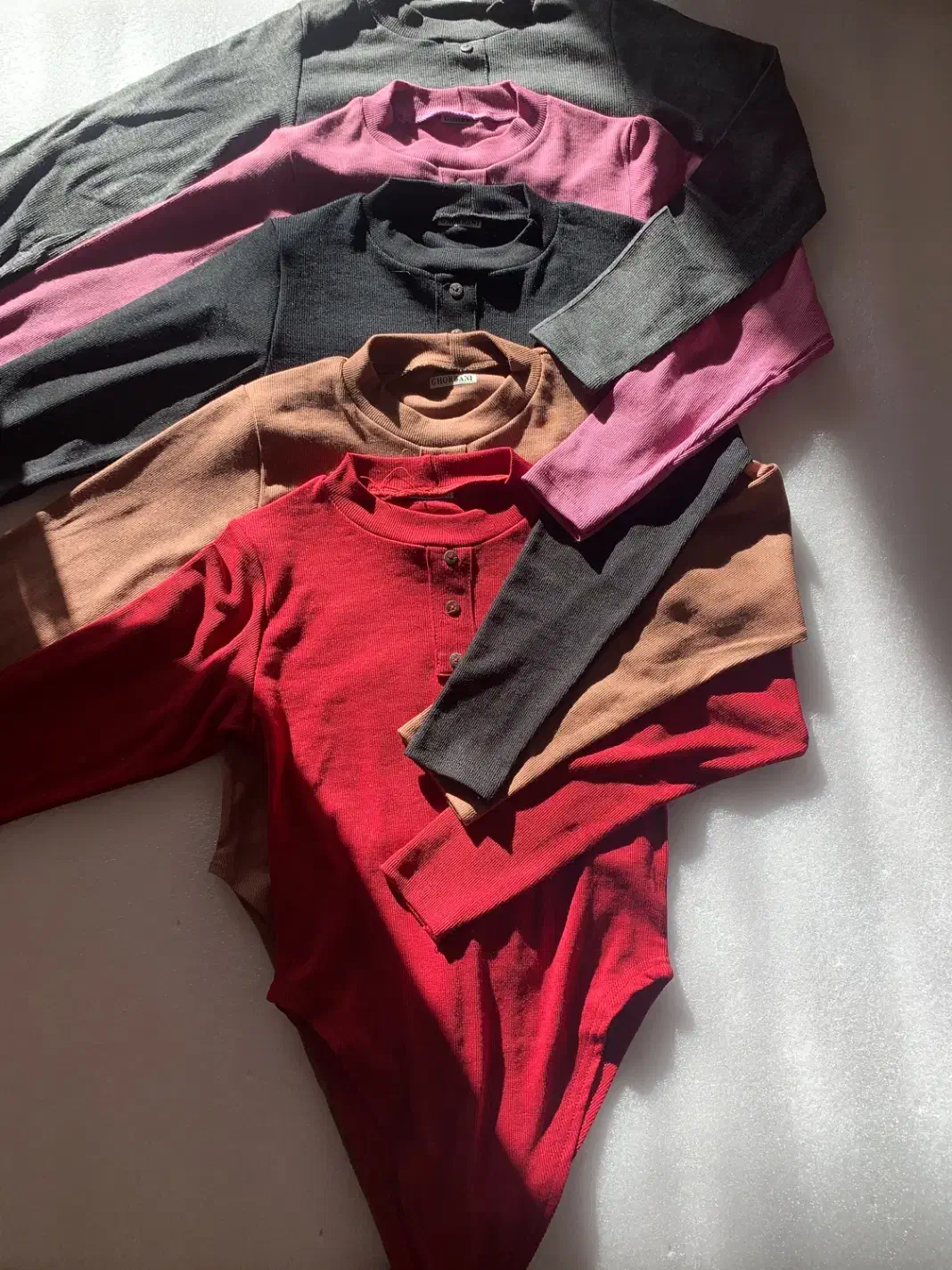 بادی|لباس|سبزوار, هویزه|دیوار