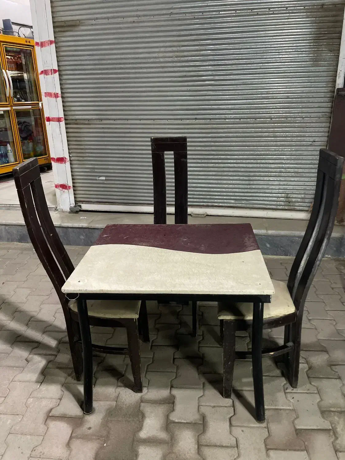 میز غذاخوری|میز و صندلی غذاخوری|سلماس, |دیوار