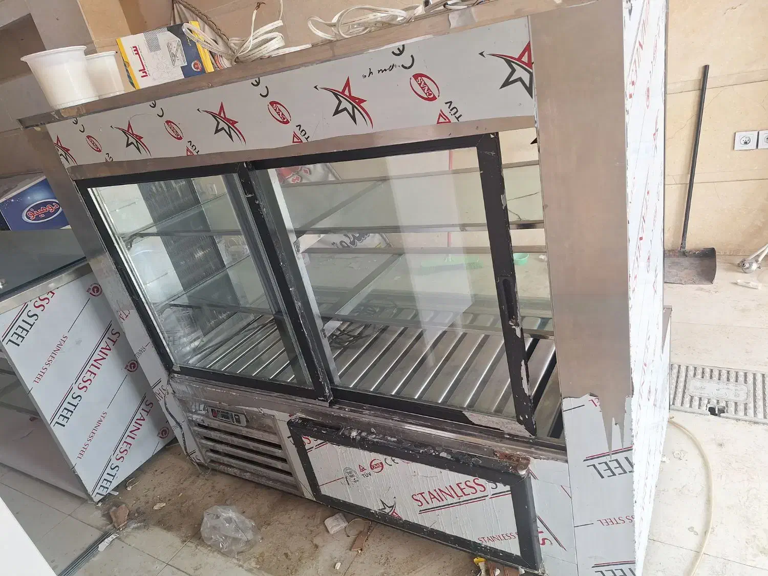 فروش فوری تمامی تجهیزات تولیدوفروش لبنبات|فروشگاه و مغازه|محمدیه-قزوین, |دیوار