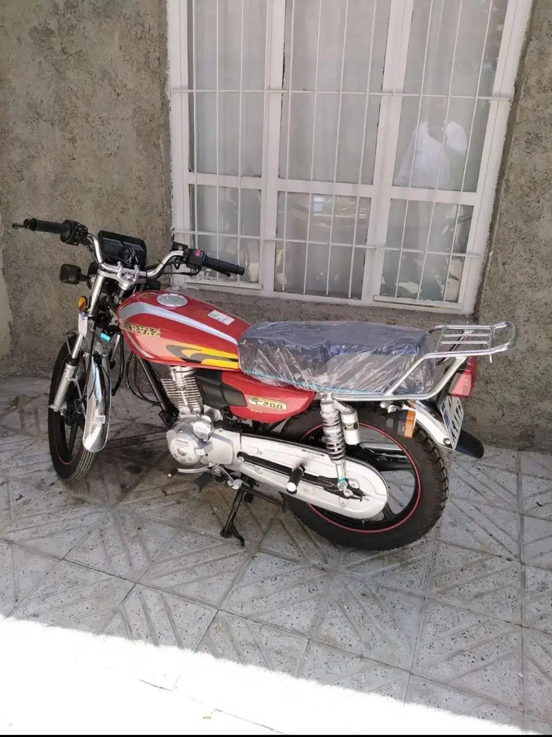 موتور هندا ۲۰۰سی  سی|موتورسیکلت|گلبهار, شهر جدید گلبهار|دیوار