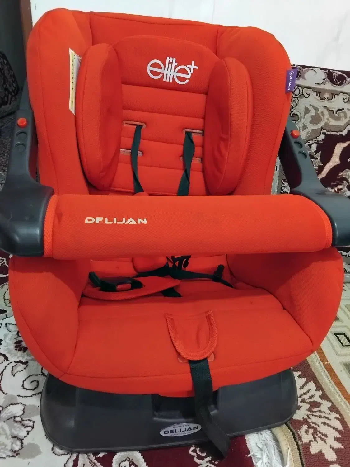 صندلی کودک برای ماشین در حد|تخت و صندلی بچه|اسلامشهر, شهرک امام حسین (میان آباد)|دیوار