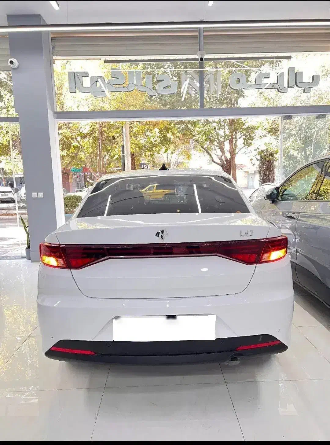 تارا اتومات V4 صفر 1404 تحویل درب نمایندگی|خودرو سواری و وانت|شیراز, معالیآباد|دیوار