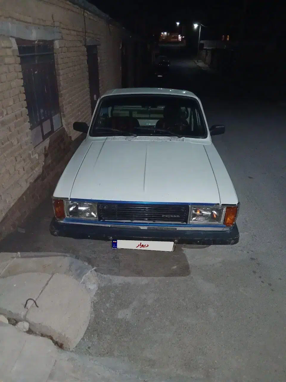 ماشین وانت پیکان باری|خودرو سواری و وانت|بروجن, |دیوار