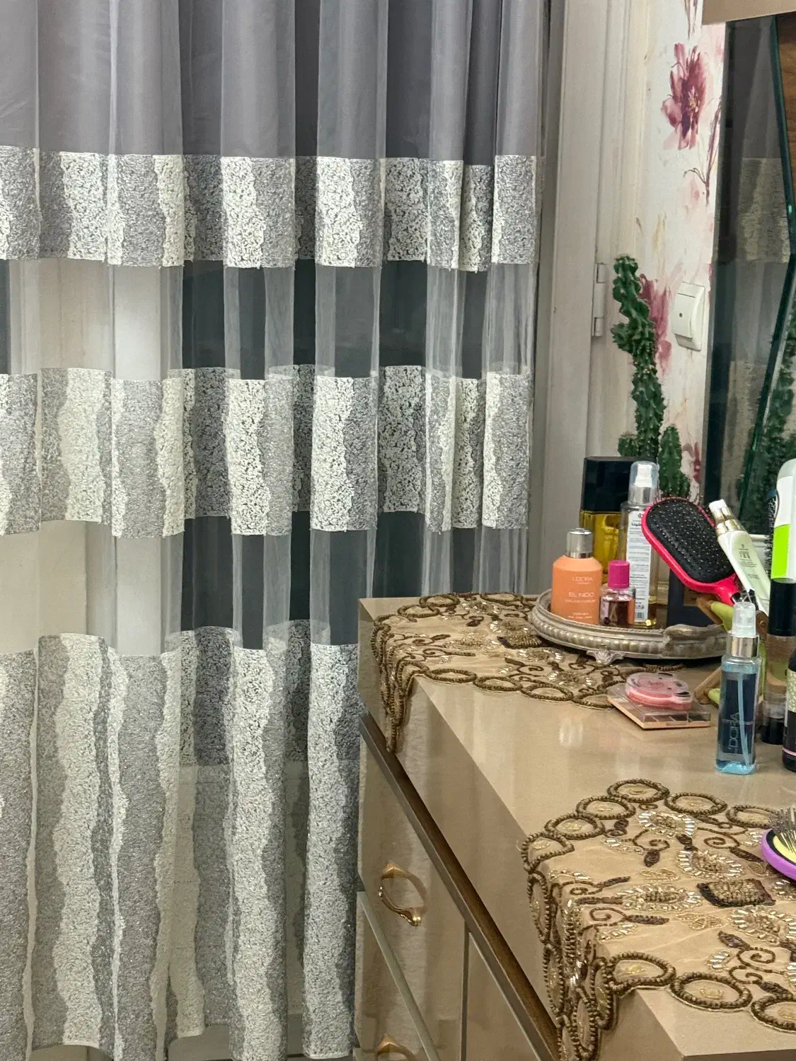 پرده توری مناسب پنجره ی یک ونیم متری|پرده، رانر، رومیزی|تهران, ائمه اطهار|دیوار