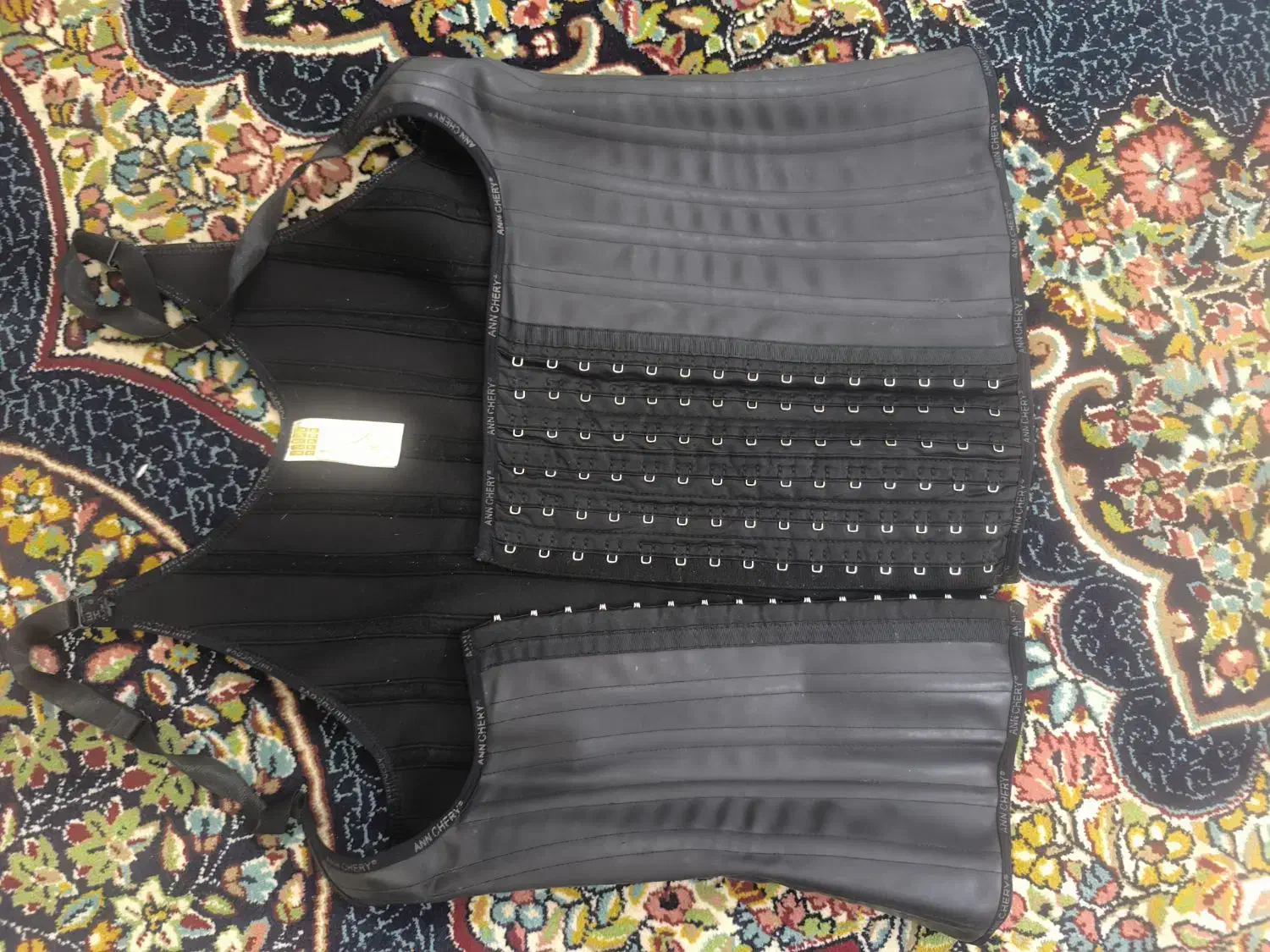 گن ساعت شنی لاتکس|لباس|کرج, ساسانی (قلمستان)|دیوار