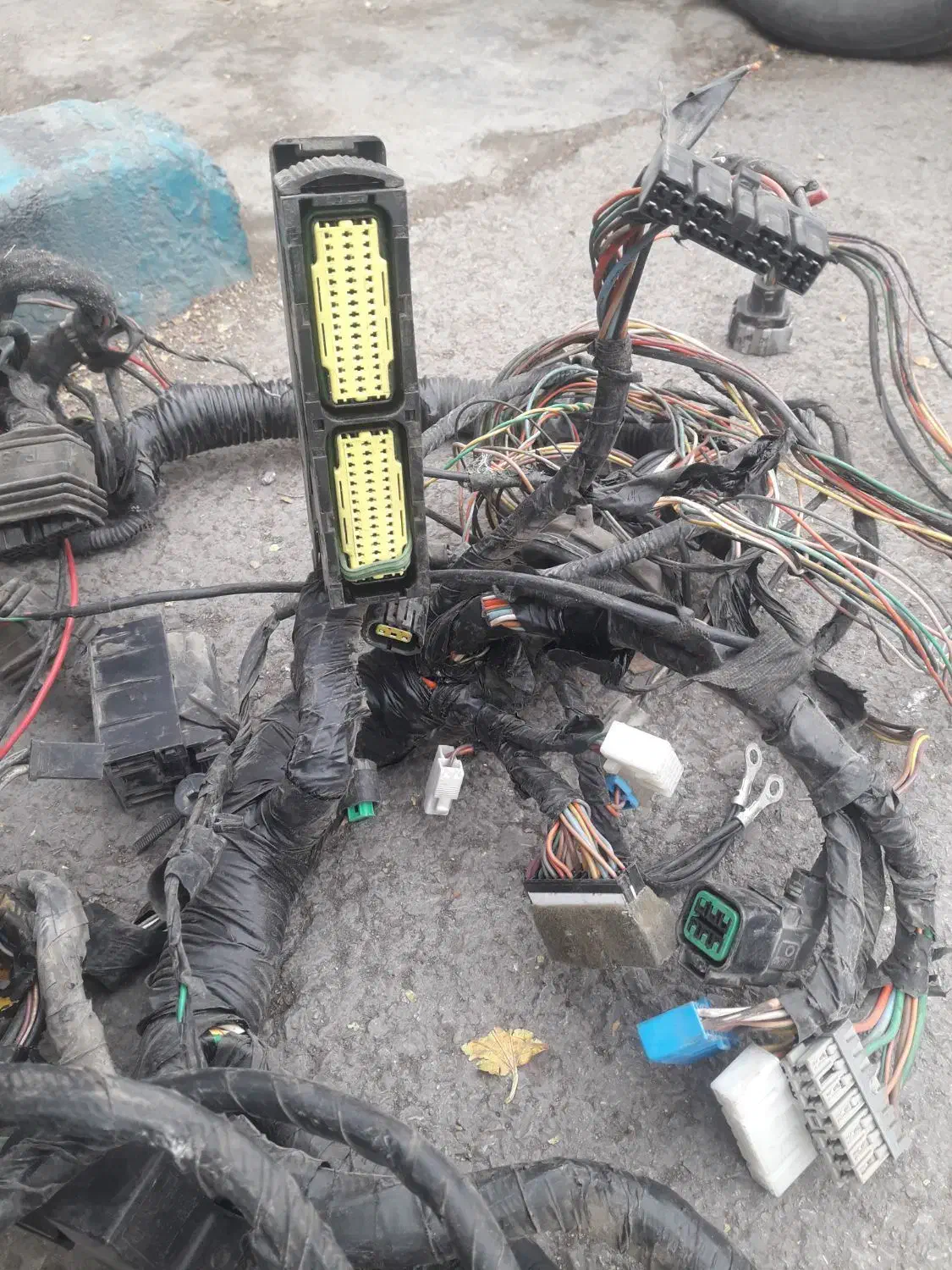 سیم کشی تیبا یک مدل۹۵|قطعات یدکی و لوازم جانبی|اصفهان, کنگاز|دیوار