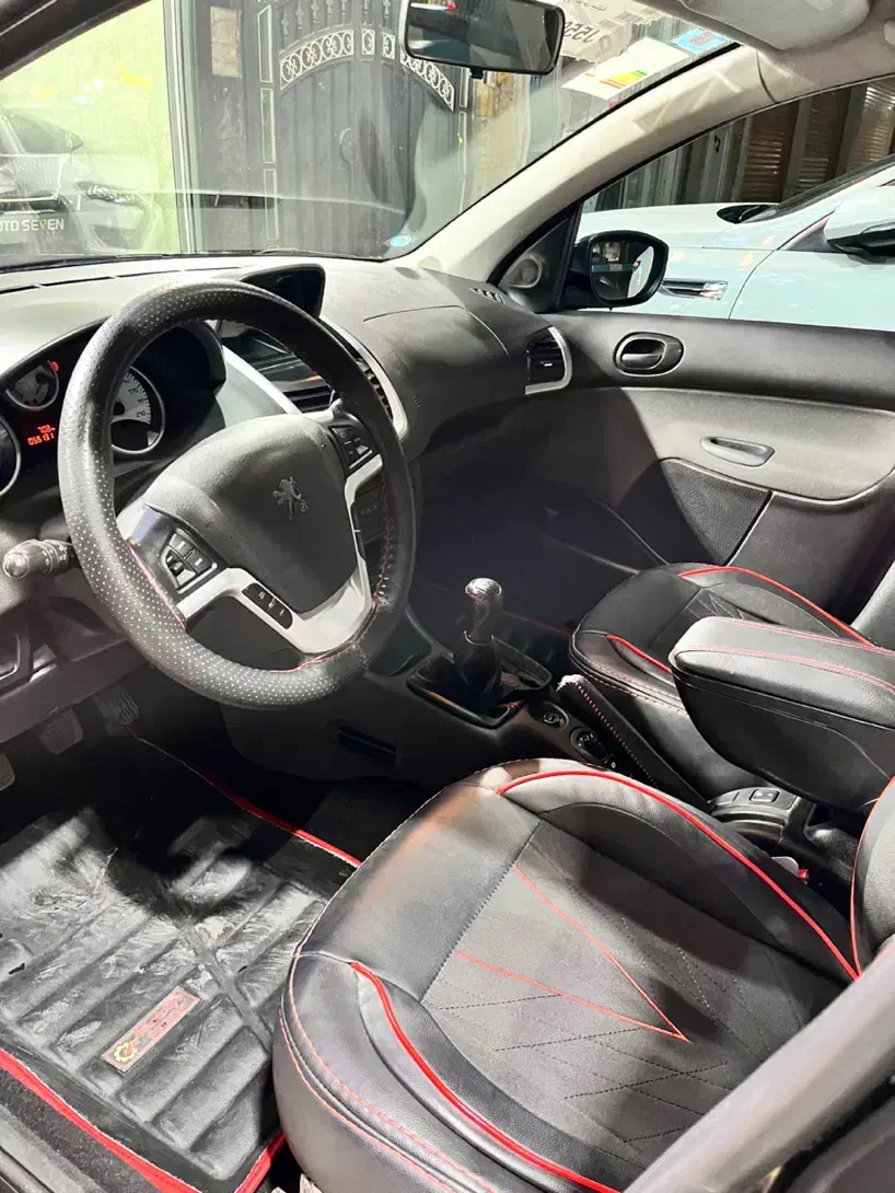 ۲۰۷ مشکی ۱۴۰۲ سقف فلز بی رنگ با فرمان برقی|خودرو سواری و وانت|یزد, |دیوار