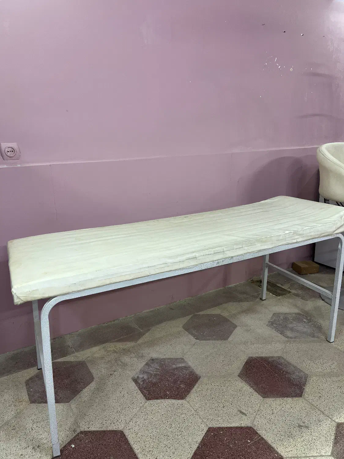 تخت مژه|آرایشی، بهداشتی، درمانی|قوچان, |دیوار