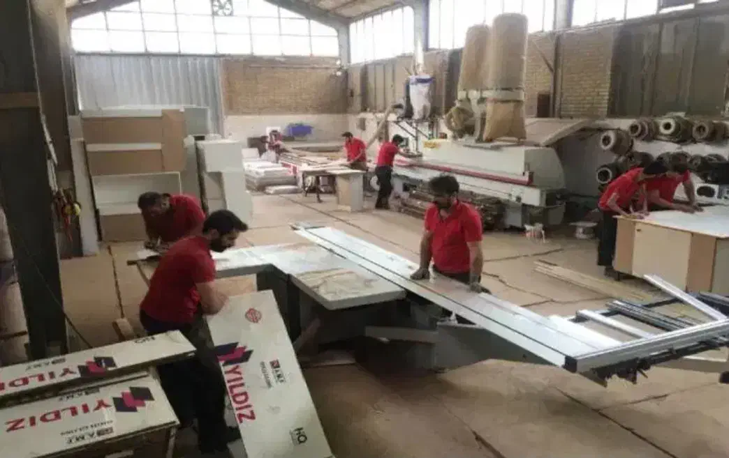 استخدام نیروی ام دی اف کار|استخدام صنعتی، فنی، مهندسی|نیشابور, شهرک قدس|دیوار