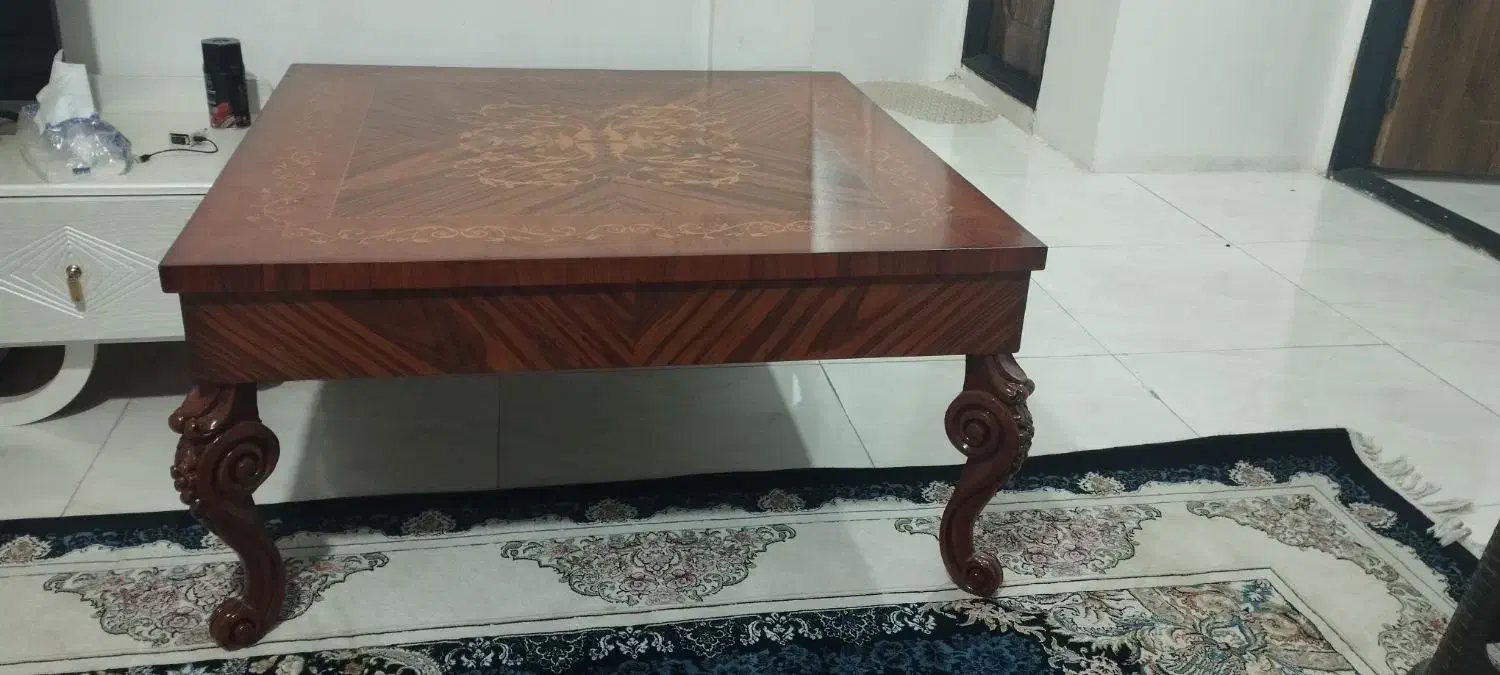میز|مبلمان خانگی و میز عسلی|بومهن, |دیوار