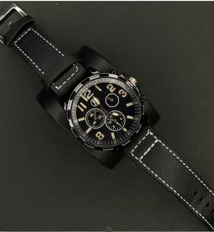 ساعت مردانه آنالوگ دار بند چرم زیر قیمت و فلز|ساعت|سیرجان, |دیوار