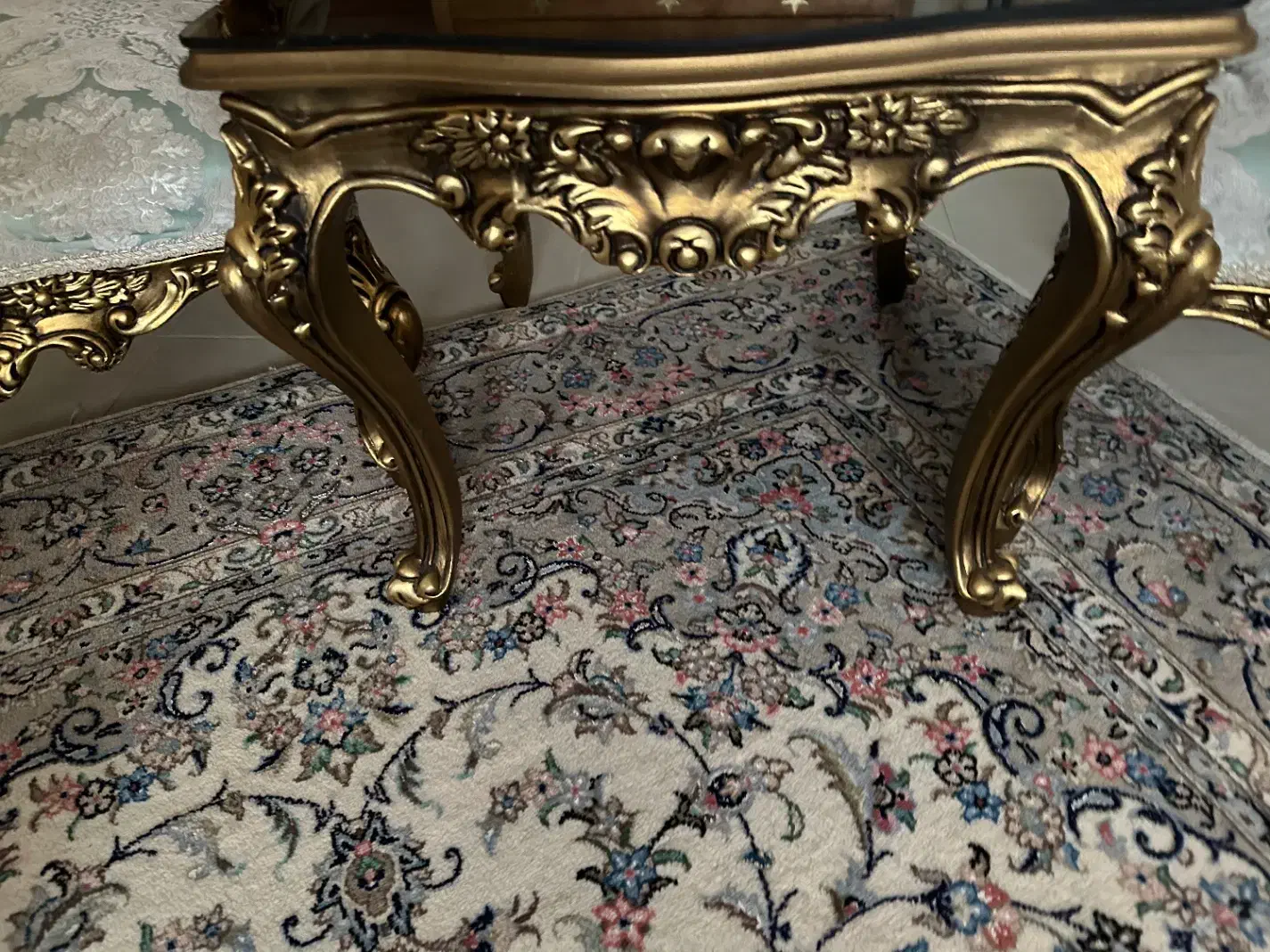 مبلمان چوب گرجستان|مبلمان خانگی و میز عسلی|تهران, قیطریه|دیوار