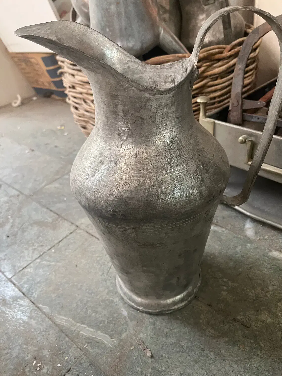 عتیقه|کلکسیون اشیاء عتیقه|یزد, |دیوار