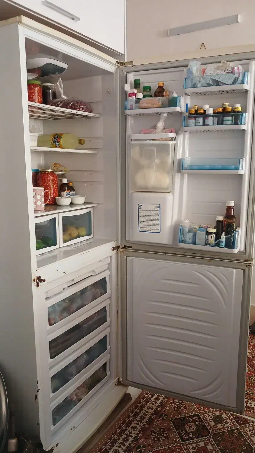 یخچال|یخچال و فریزر|سبزوار, جوادیه غربی|دیوار