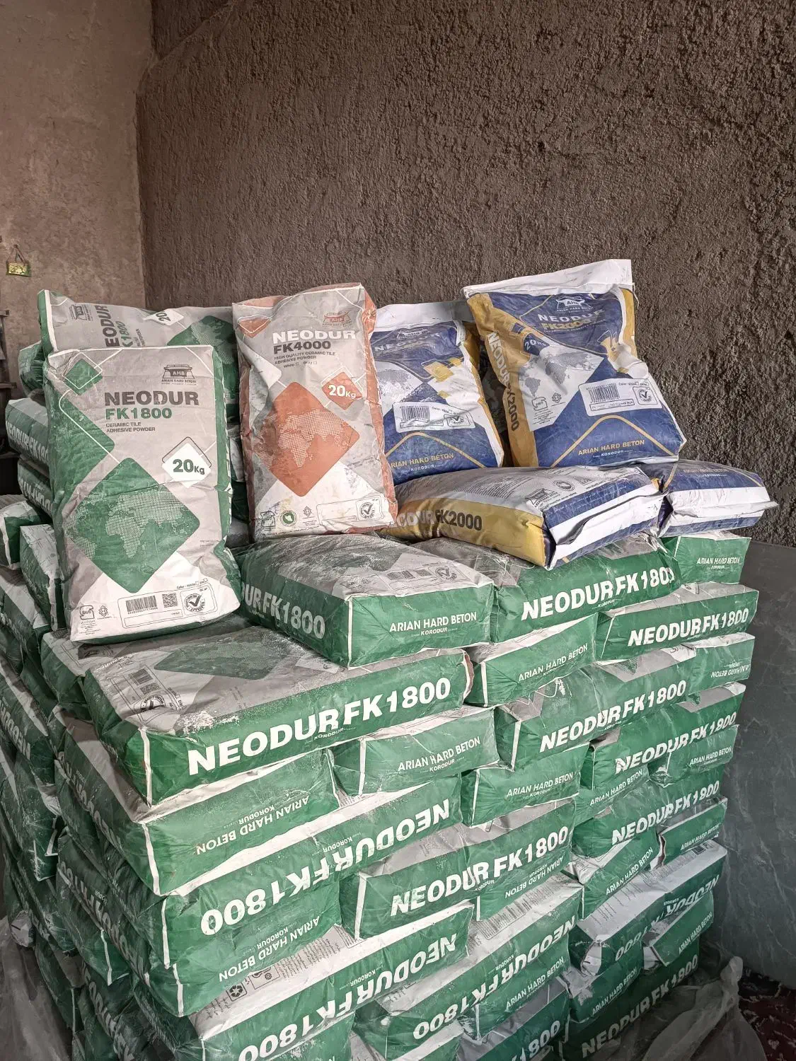 چسب کاشی پرمیوم مخصوص اسلب|مصالح و تجهیزات ساختمان|قروه, |دیوار