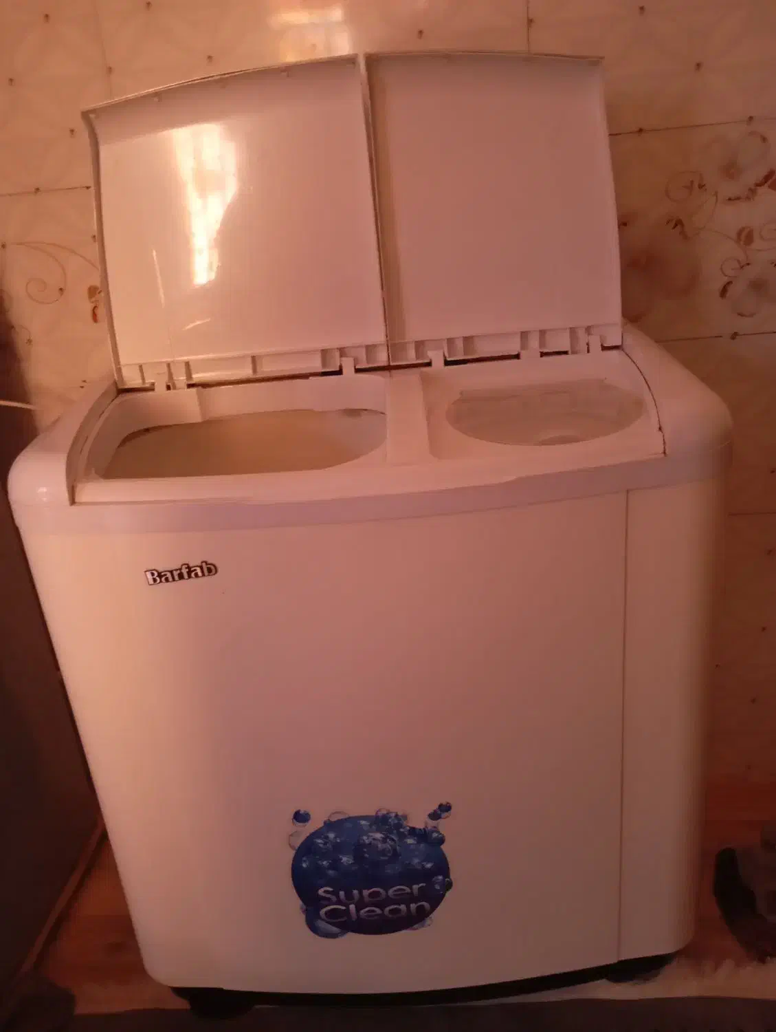 ماشین لباسشویی|ماشین لباسشویی و خشک‌کن لباس|نرماشیر, |دیوار