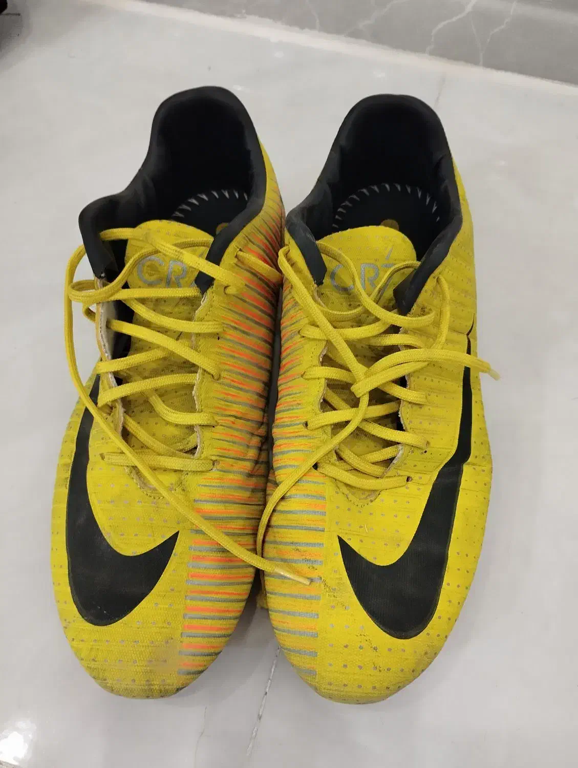 استوک|کیف، کفش، کمربند|اراک, |دیوار