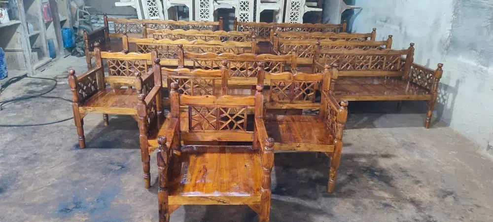 انواع تخت های سنتی در اندازه ها و شکل های مختلف|مبلمان خانگی و میز عسلی|ساری, |دیوار