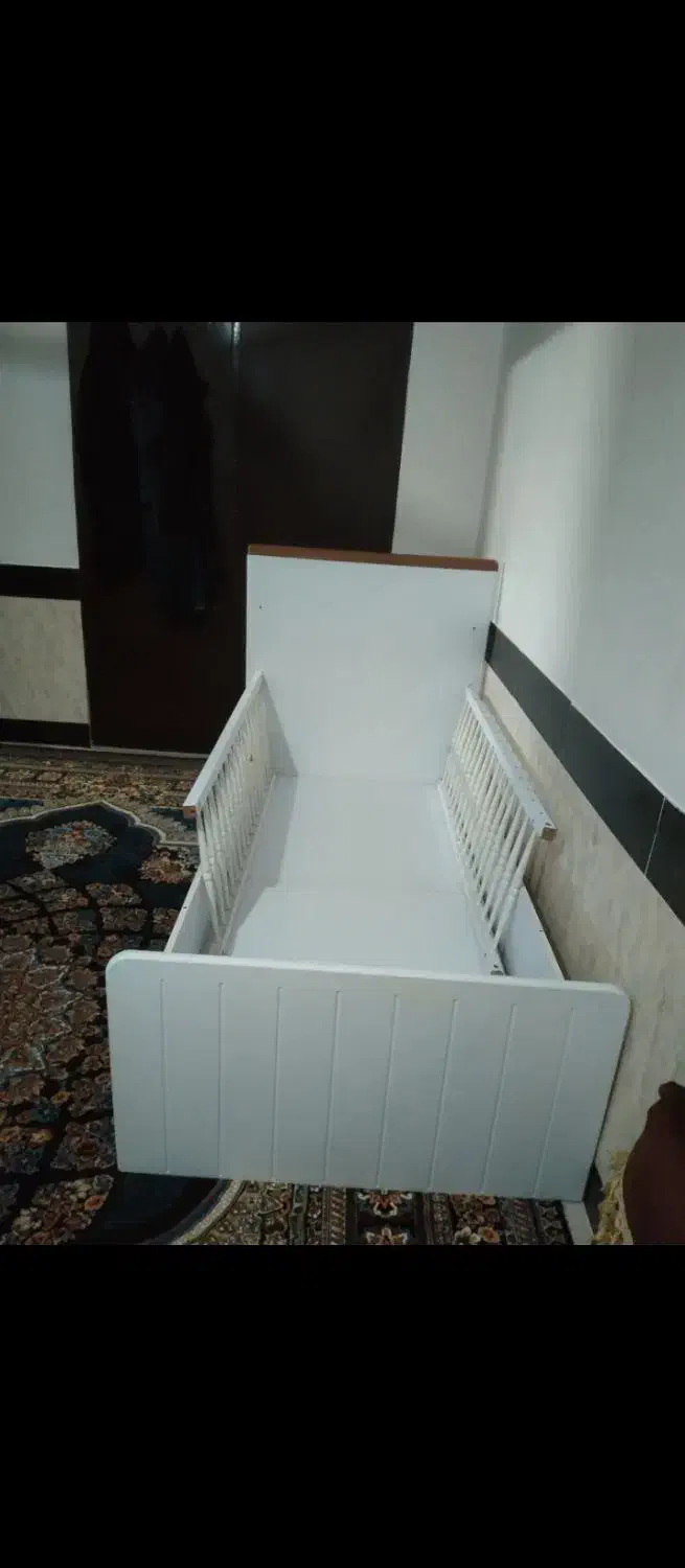 تخت خواب|تخت و صندلی بچه|کردکوی, |دیوار