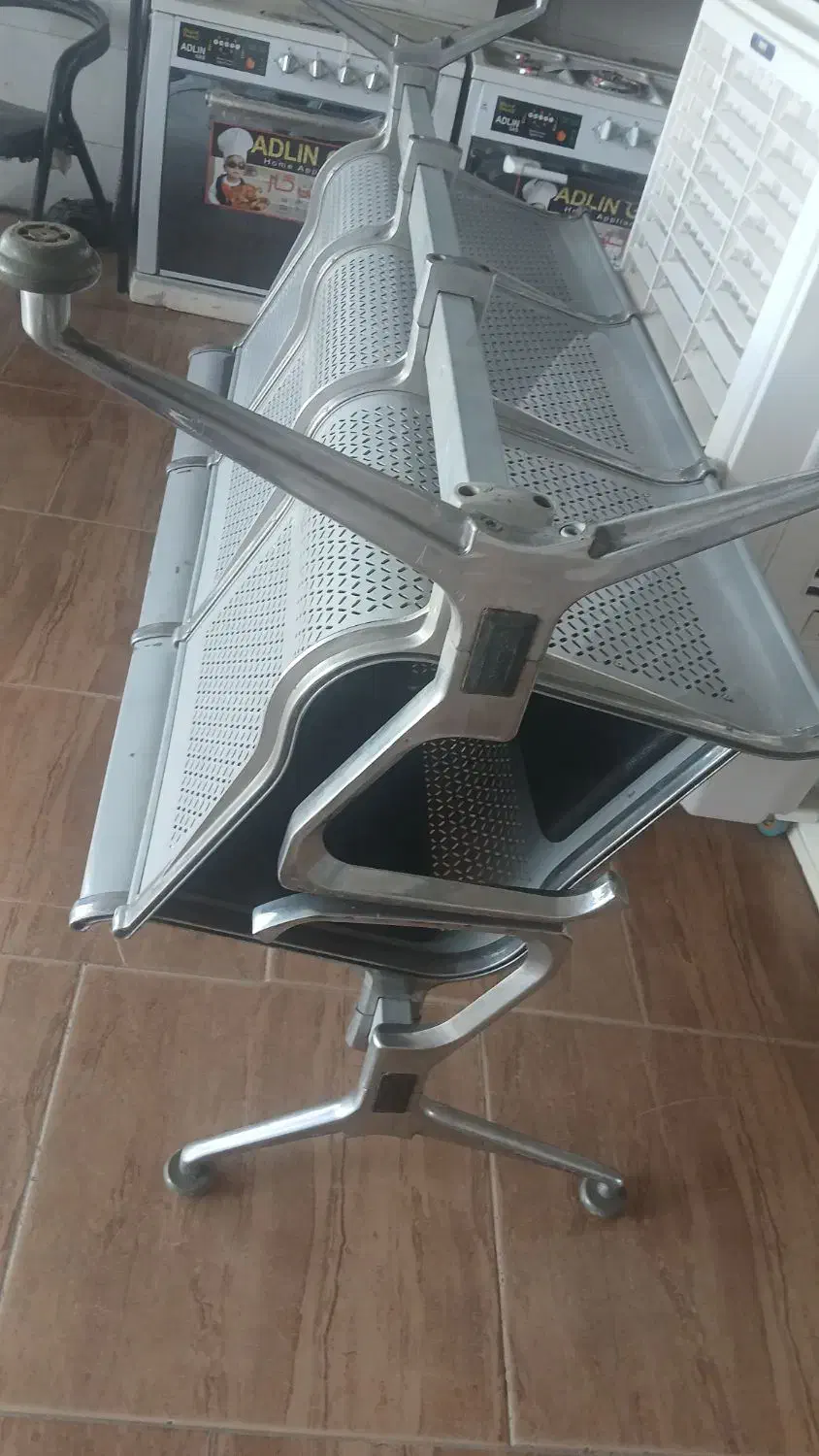 صندلی سه انتظار|مبلمان اداری|نیشابور, فردوسی جنوبی|دیوار