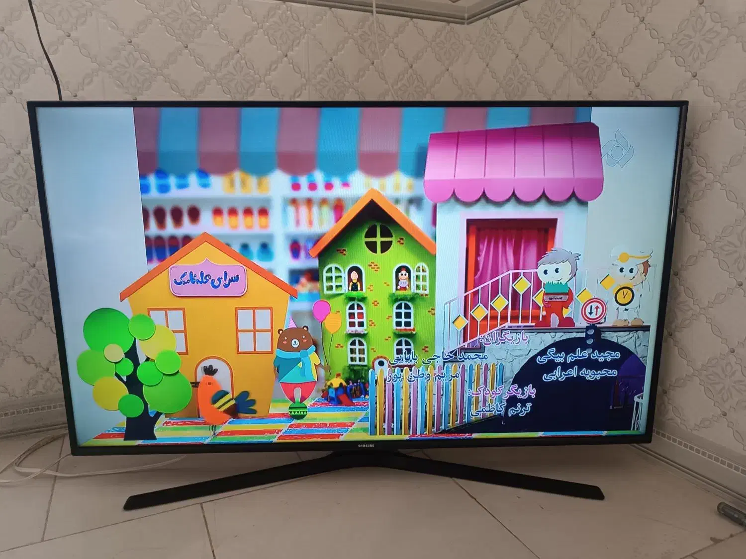 تلویزیون ۴۳سامسونگ سالم کیفیت تصویرعالی|تلویزیون و پروژکتور|قرچک, داوود آباد|دیوار