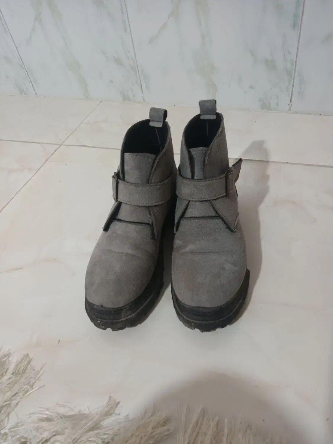 کفش مجلسی‌.نیم‌پوت‌|کیف، کفش، کمربند|بجنورد, |دیوار