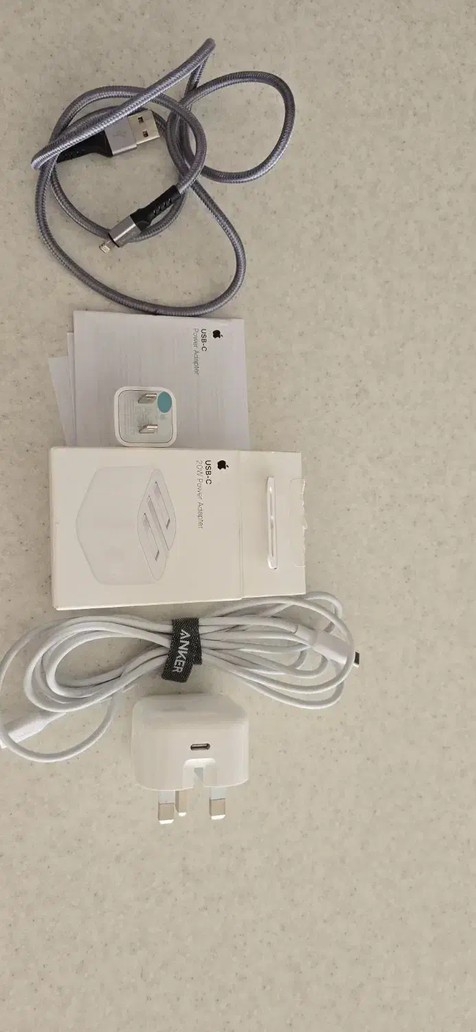 دوعدد شارژر اصلی ایفون باکابل اصلی تاپسی ومعمولی|لوازم جانبی موبایل و تبلت|سنندج, |دیوار