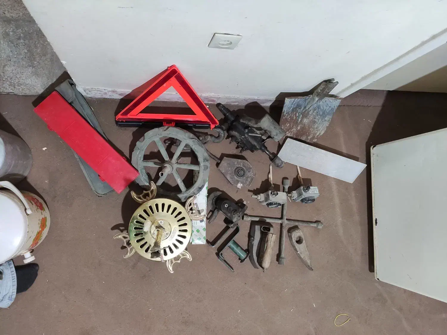 ابزار صنعتی و خودرویی ، برقی و کلکسیونی|کلکسیون اشیاء عتیقه|مشهد, آبکوه|دیوار