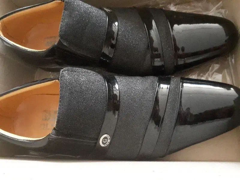 کفش مجلسی نو|کیف، کفش، کمربند|نیشابور, هفده شهریور|دیوار