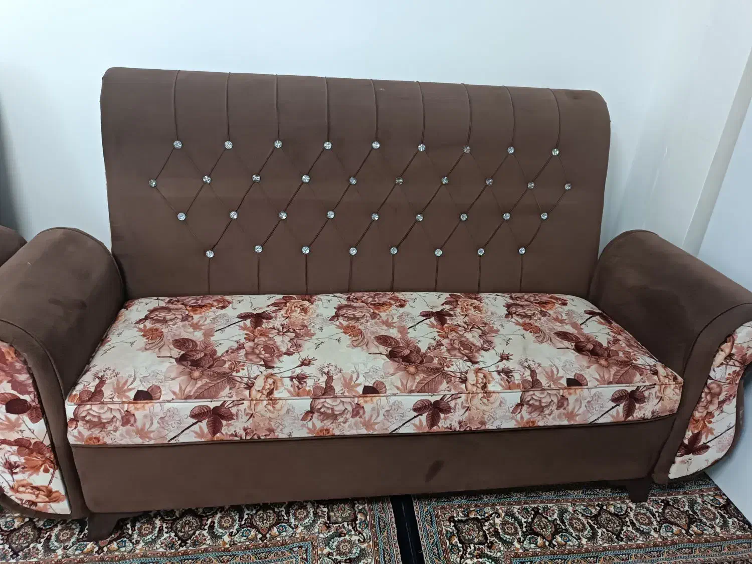 مبل۷نفره|مبلمان خانگی و میز عسلی|رشت, حافظ آباد|دیوار