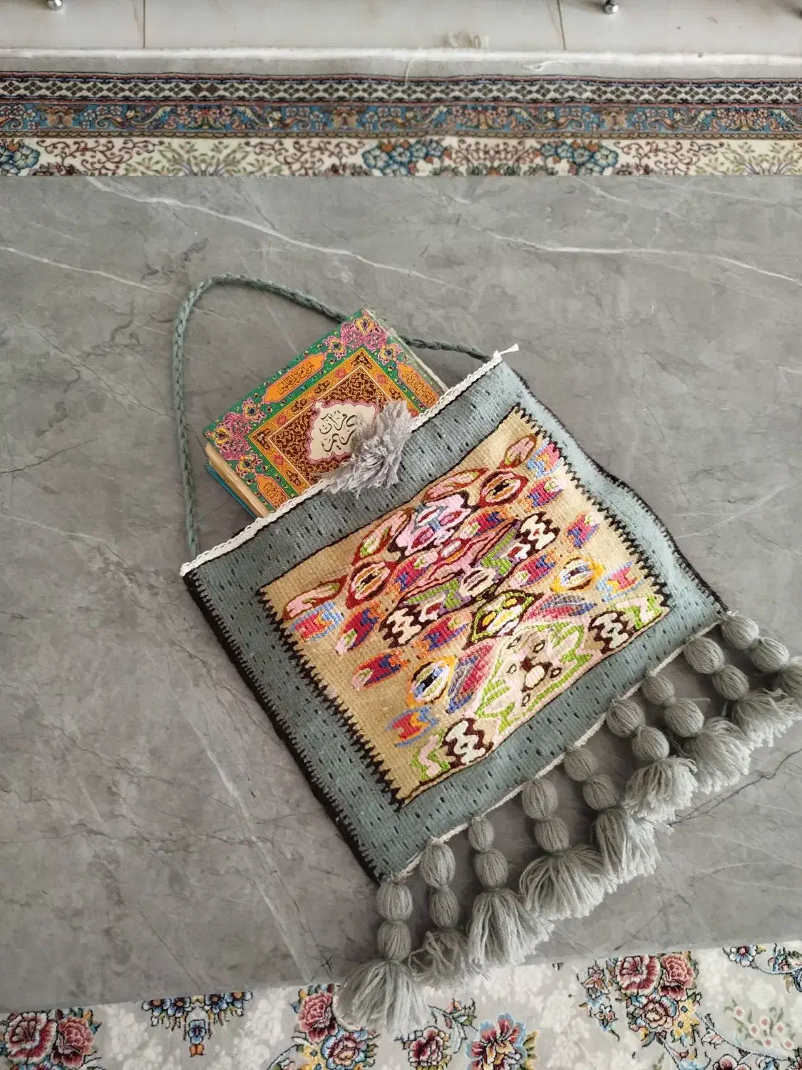 رو‌میزی‌وجا‌قرانی‌گلیمی‌‌برای‌‌شب‌یلدا|صنایع دستی و سایر لوازم تزئینی|سنندج, |دیوار