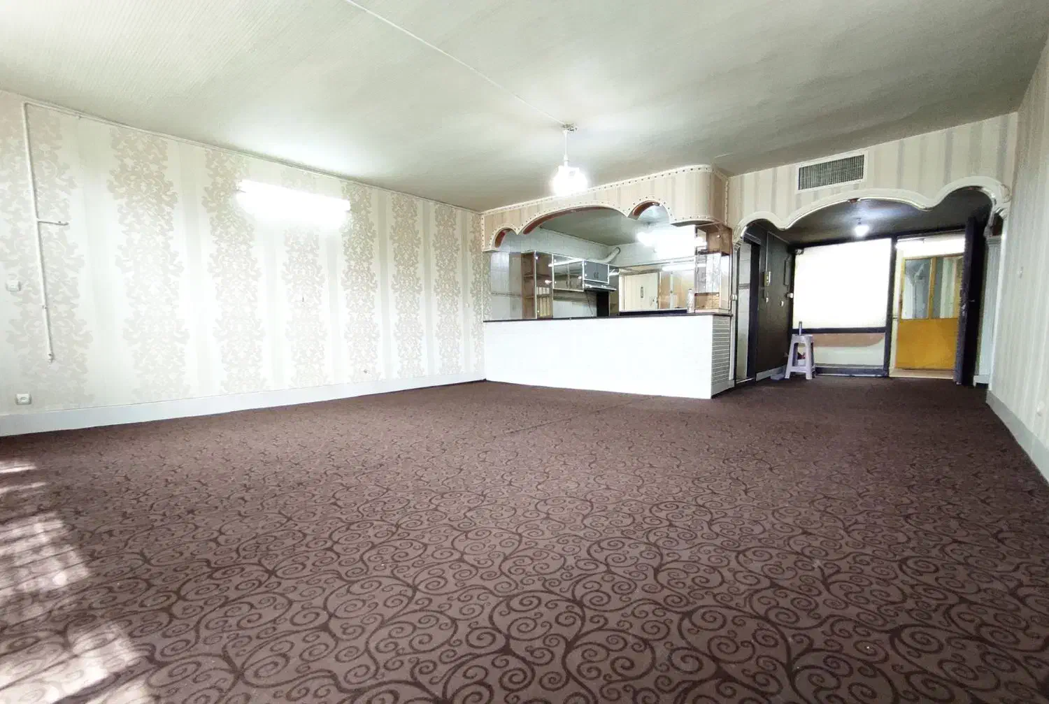 آپارتمان تک واحدی محله آ۳ طبقه همکف راه مجزا|فروش آپارتمان|فولادشهر, A3|دیوار