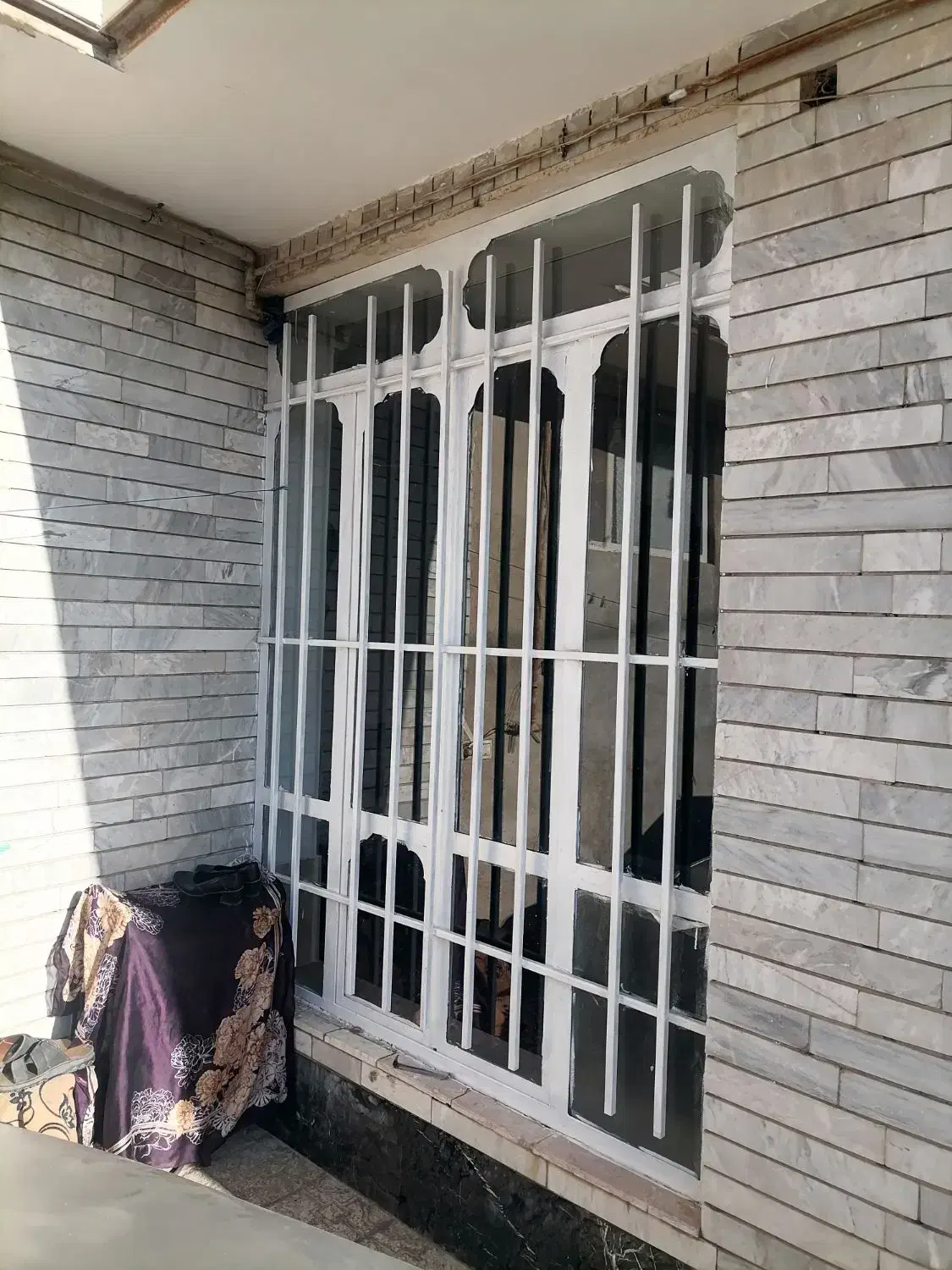 پنجره 235در180 با شیشه|مصالح و تجهیزات ساختمان|مرودشت, ژیان|دیوار